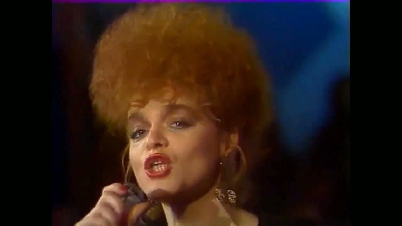 Долина лариса в песне года 1994. Лариса долина пластинка. Песни ларисы долиной прости. Лариса долина три белых. Лариса долина новый день 1989.