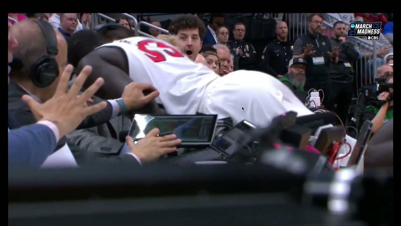 Is This The Best Offensive Action In Basketball? Zoom Action Breakdown