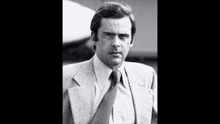 #SecretsSelfmadeBillionaires 1044 Fred Smith Turning Idea of C College Paper to Federal Express