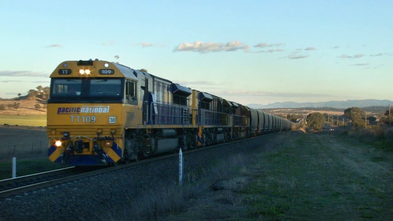80 car empty coal train TT Australian trains and