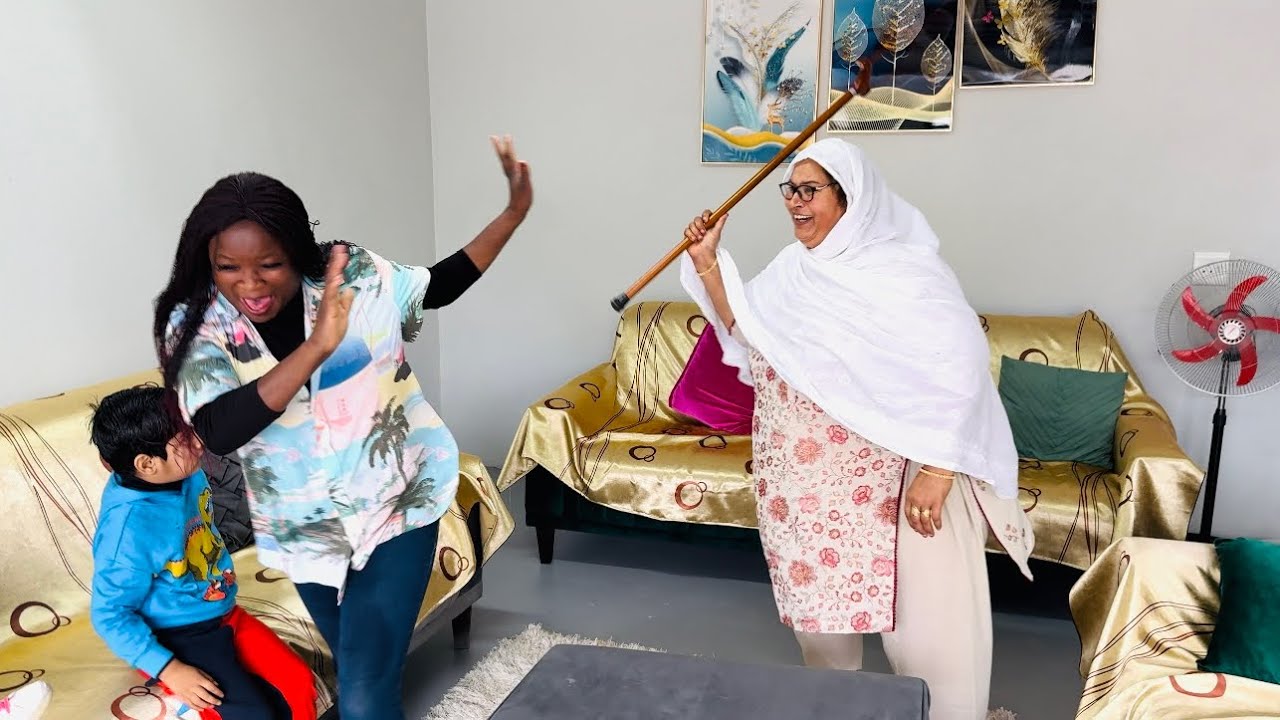 Today again prank gone wrong😂😂mama yanda phas gai bechari 😂