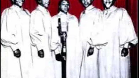 The Davis Sisters feat. Jacqui Verdell: "He's My King"