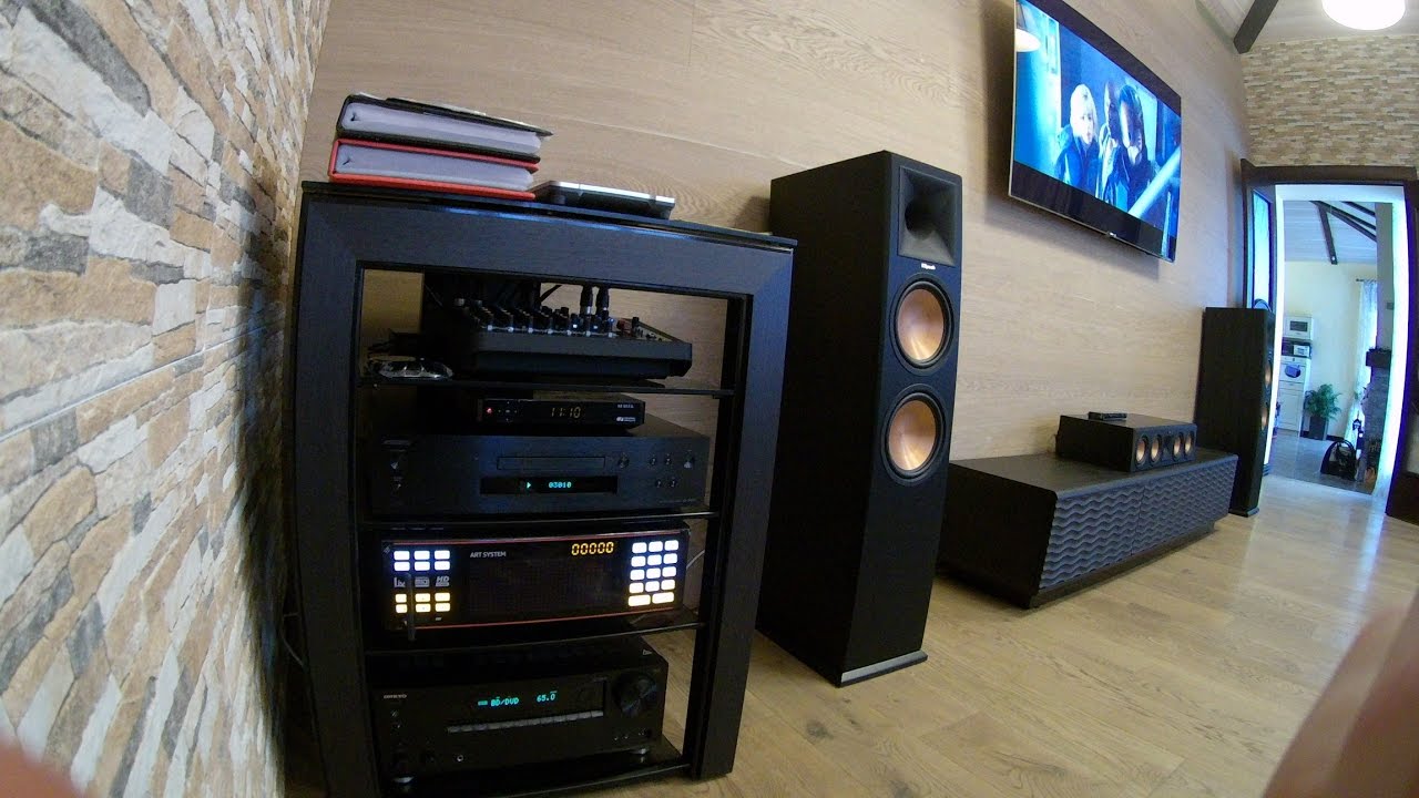 Espace cinéma design - Installations Audiovisuelles et domotiques. Salle de ciné