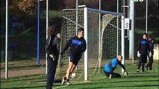 Previa Real Oviedo-Real Sociedad B. Symmachiarii en el entrenamiento by GuerreroAzul1 3,572 views 13 years ago 3 minutes, 6 seconds