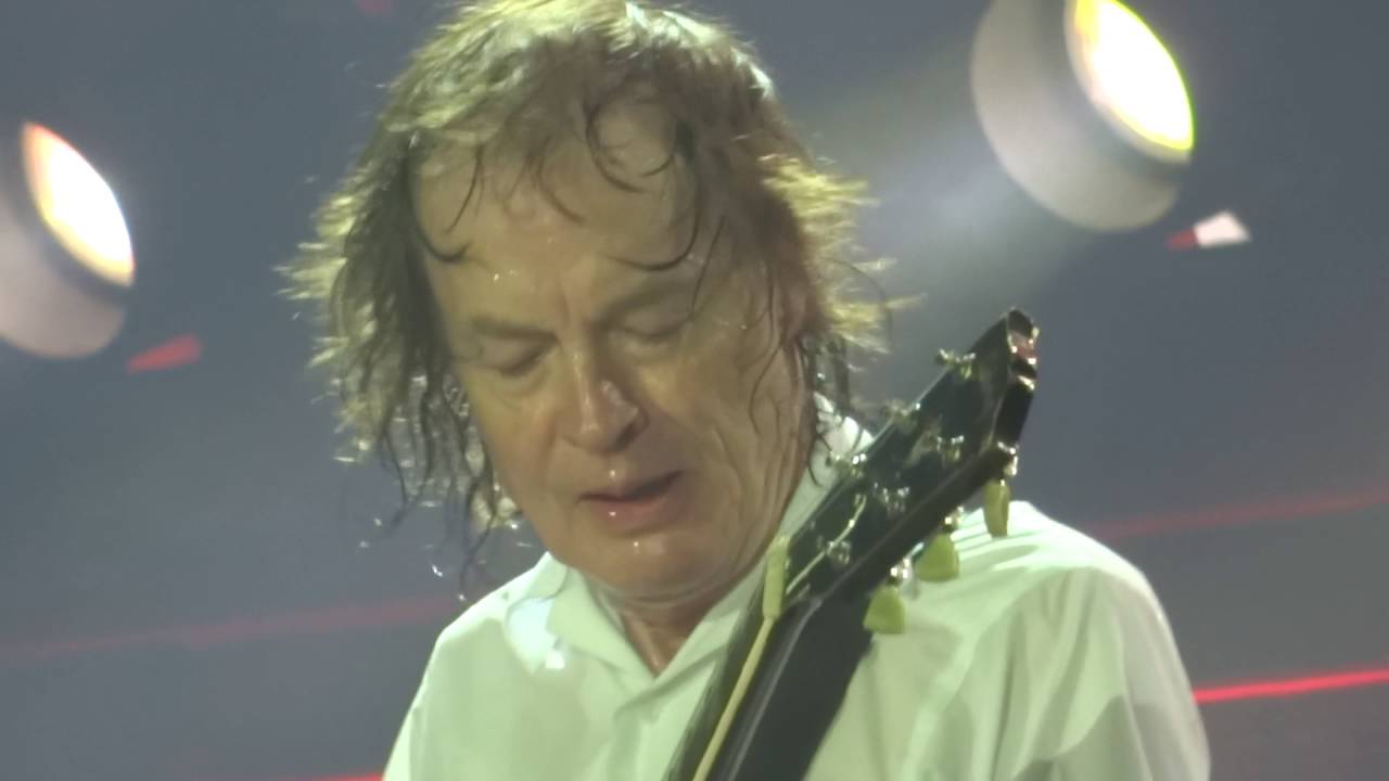 AC/DC - Shot Down in Flames - Live in Düsseldorf 2016-06-16 - YouTube