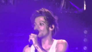 What makes you beautiful - One Direction live @ Sheffield 30/10/2015