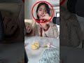 حاولت خداع الدواء المر لكنها فشلت حاولت خداع الدواء المر لكنها فشلت