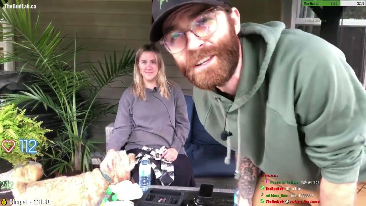 BABY FOOD Challenge! Derk Vs Brooke