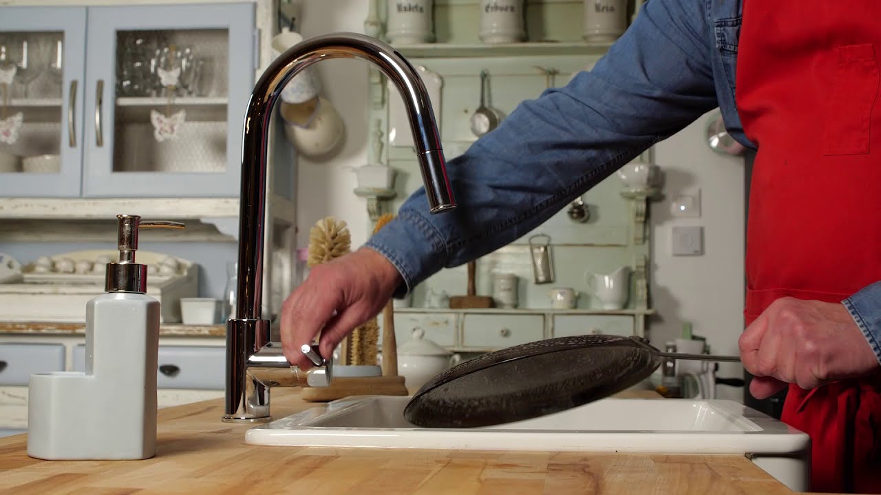 Comment nettoyer, entretenir et ranger ma poêle en acier, après utilisation ? YouTube