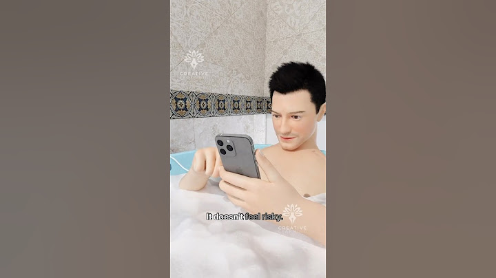 Perché non dovresti MAI usare il telefono nella vasca da bagno 😱 #breve #videovirale - Creativele...