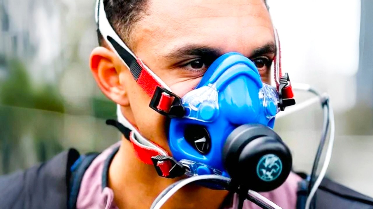 Настоящая причина, по которой мадридский «Реал» тренируется в масках.