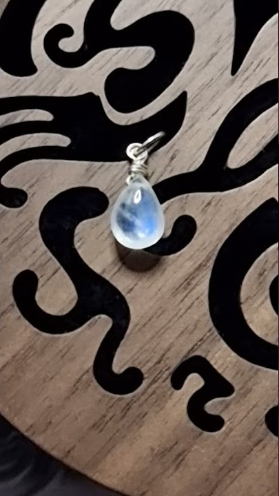 Liontin Batu Biduri Bulan Moonstone Shape Magic Stone Super 8mm B136