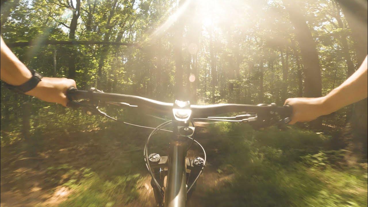 Mountain Bike noob rides the Thomson Hooch through NYC// Featuring