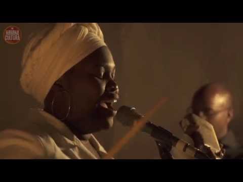 &quot;Madres&quot; — Daymé Arocena