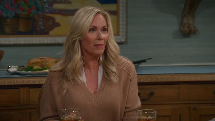 Leanne Morgan brings Southern charm, relatable humor to new Netflix sitcom - YouTube