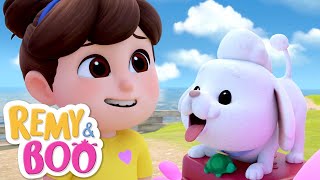 Taking Care of Peaches The Poodle | Remy & Boo | Universal Kids