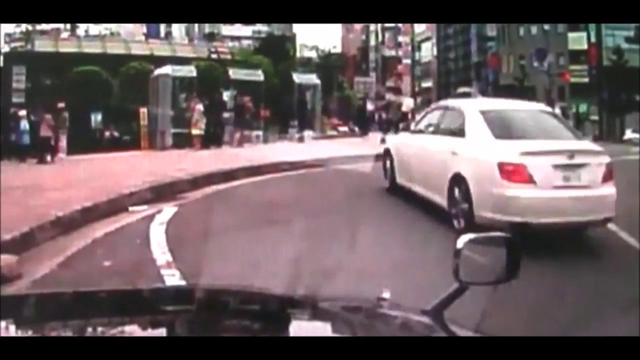 神戸 Jr三ノ宮駅前 暴走車事故 ドラレコ車載 Youtube