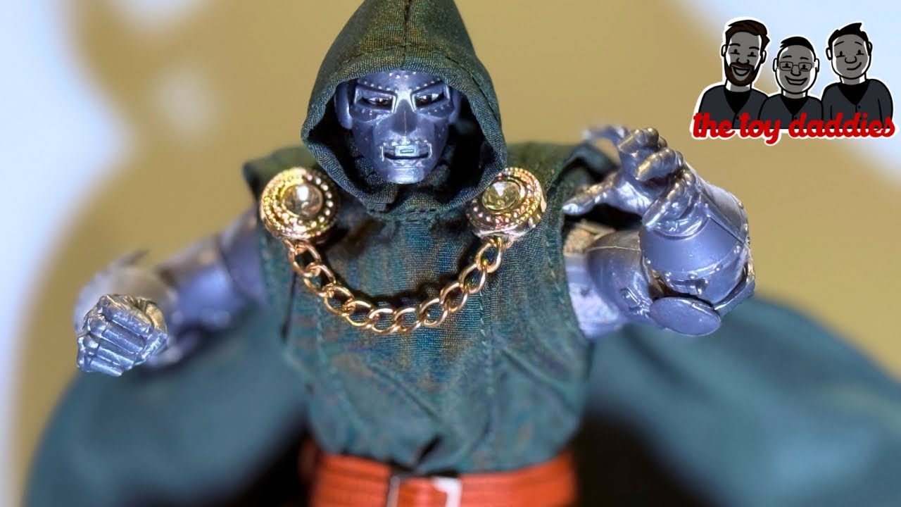 I Saved $80 by Modding Dr. Doom (Mezco vs. Marvel Legends Upgrade
