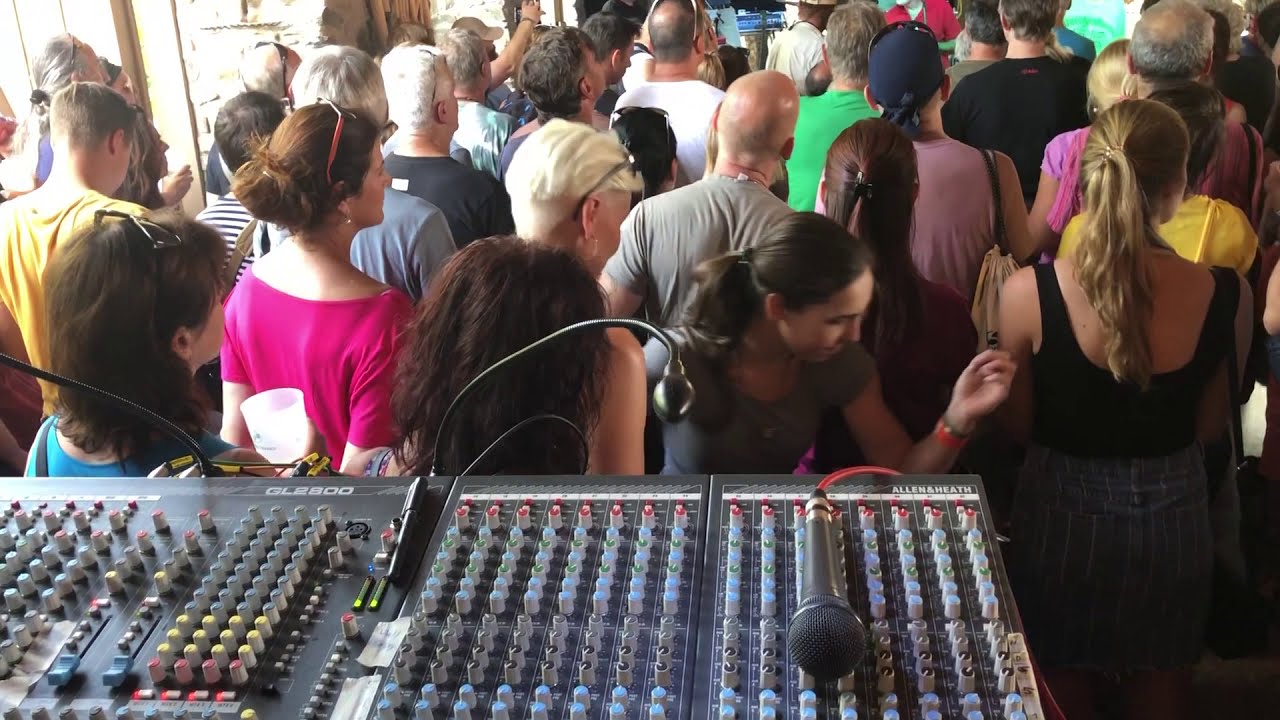 Olin Nejezchleba & KyBaBu & Michal Prokop - Odjezd, Krásný ztráty Live Všetice 09.08.19