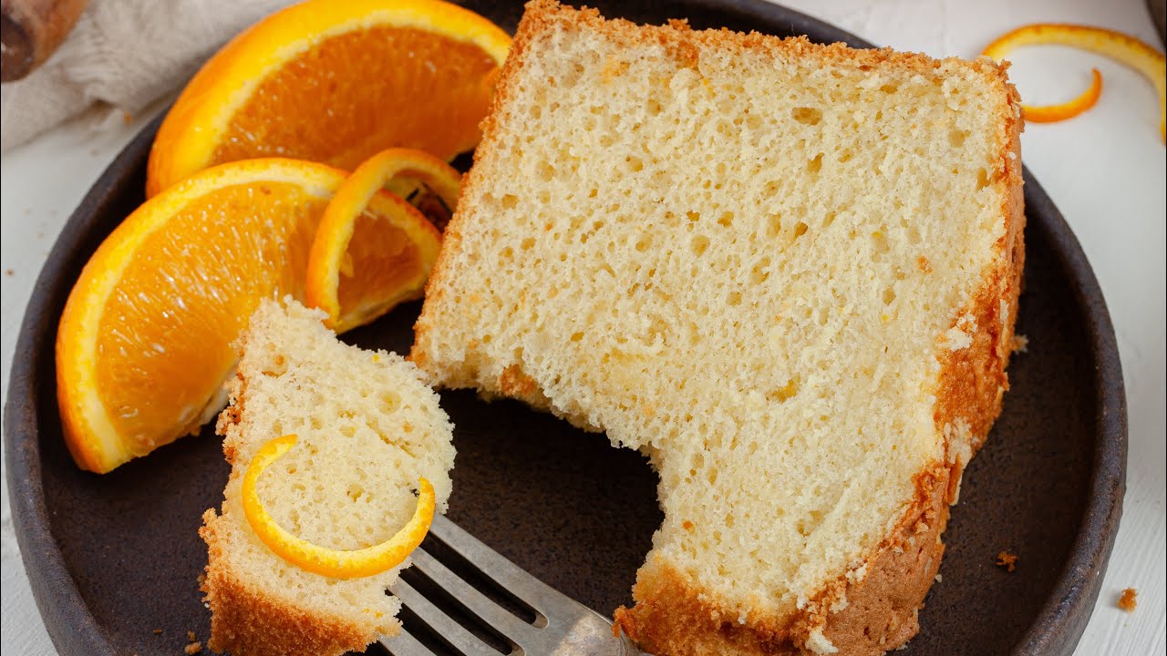 עוגת תפוזים גבוהה ברמות שלא תפסיקו ליישר - Fluffy Orange Cake