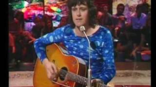 Donovan in Concert - Happiness Runs chords