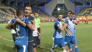 Panenka penalty goes wrong in Romanian league match