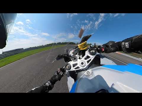 Vidéo: Rappelle 1 414 BMW S1000RR