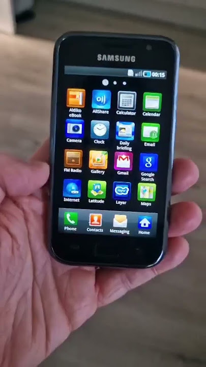 Unboxing the first Samsung Galaxy #samsungfans #samsunguser #shorts #samsung #tech #smartphone #s1