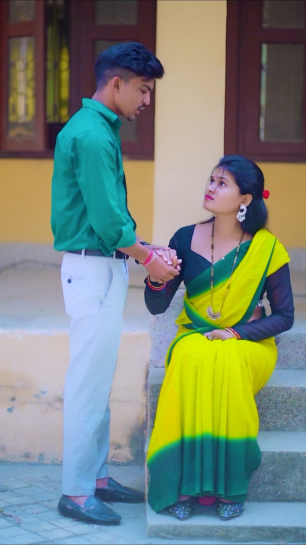 Maa tumhari ho ya meri maa maa hoti h