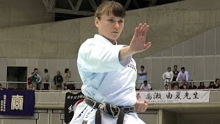 空手はKARATE！イギリス女性の美しい形（壮鎮）Female Karate Kata,  Sochin.