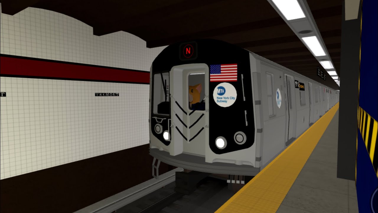 N Q R action at Union square + R188 test train - YouTube