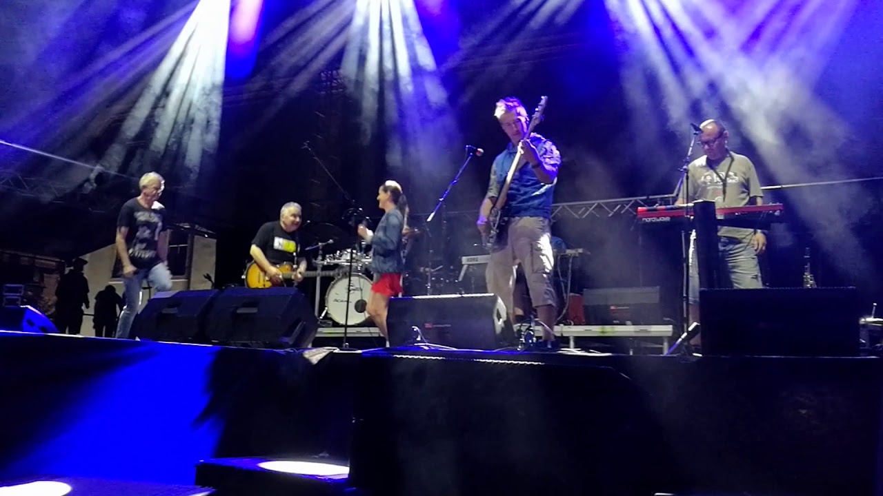 Obejrzyj Mňága a Žďorp - Měsíc (Jatka Fest 2019) w YouTube Obejrzyj Mňága a Žďorp - Měsíc (Jatka Fest 2019) w YouTube