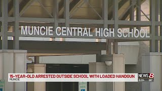 Muncie PD arrests student with gun following threat