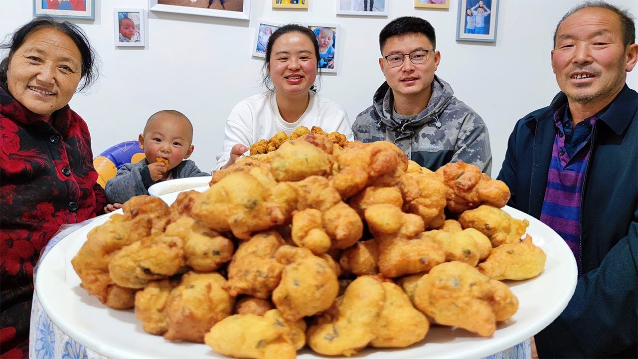 Первый лук-порей весной, Дандан делает яичные пузыри