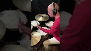 DRUM BRUSHES FUNKIN’ JAMMIN’ #shorts #funkinjamng #jazzdrummer #drumsolo #drumjam