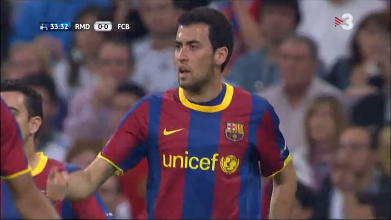 Sergio Busquets vs Real Madrid I Champions League SF 1st Leg 10/11 I