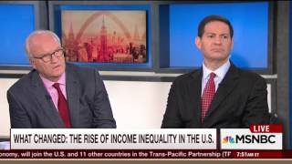Mike Barnicle with Nobel Prize-winning economist Joseph Stiglitz (27 October 2015)