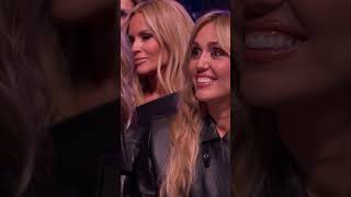 Lainey Wilson Presents Miley Cyrus With The Innovator Award At The 2026 Iheartradio  Awards