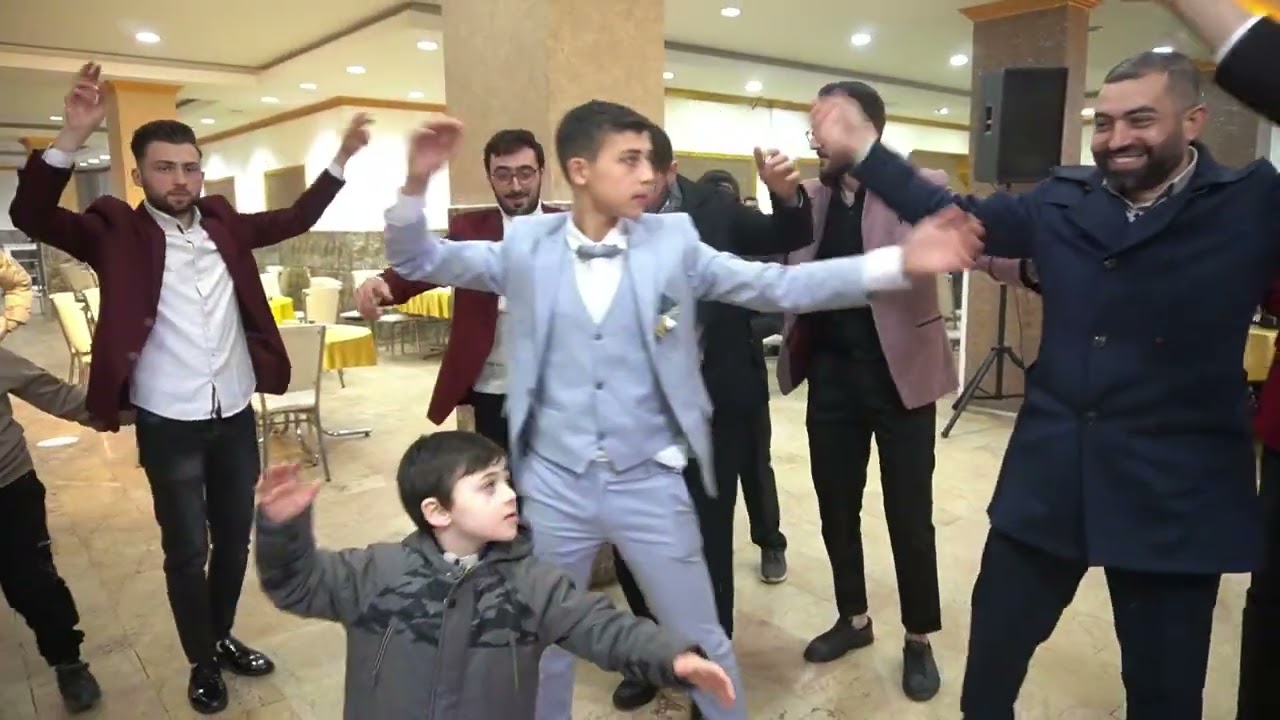 حفل زفاف العريس حسن البكار جزء 2