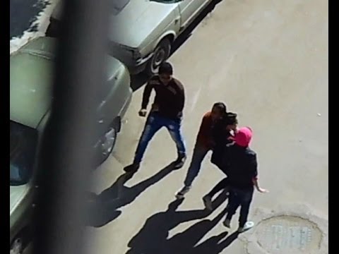 تحرش بفتاه في عز النهار في شارع جمال عبد الناصر بالاسكندرية