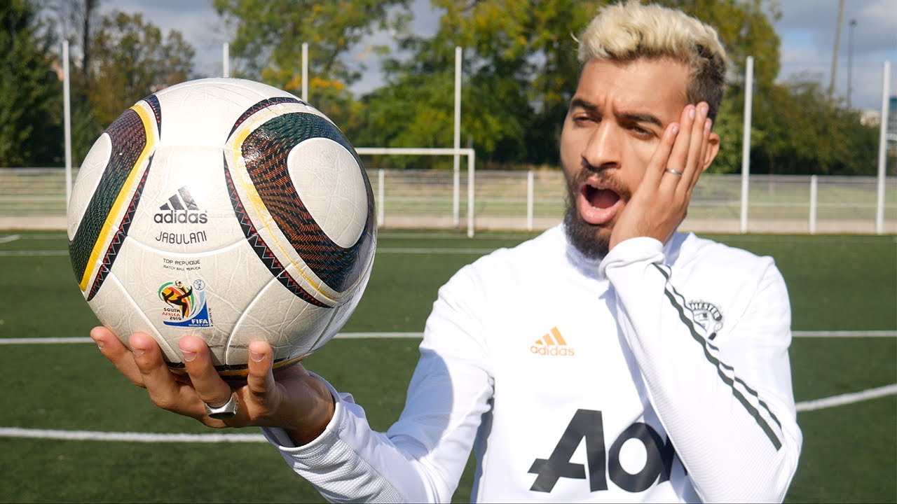 JOUER AU FOOT AVEC LE BALLON JABULANI !