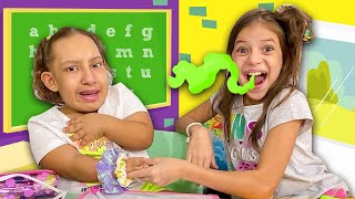 Maria Clara e Jessica em histórias engraçadas sobre escola e diversidade - MC Divertida