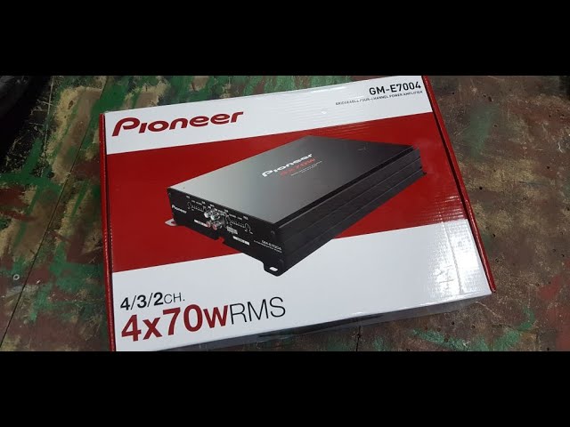Pioneer 4ch amp GM-E7004 - YouTube