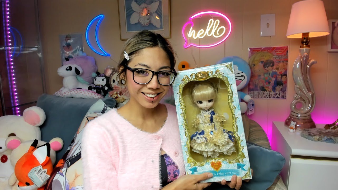 Unboxing Pullip Fukasawa Midori (La robe vert bleu royal ver.) 
