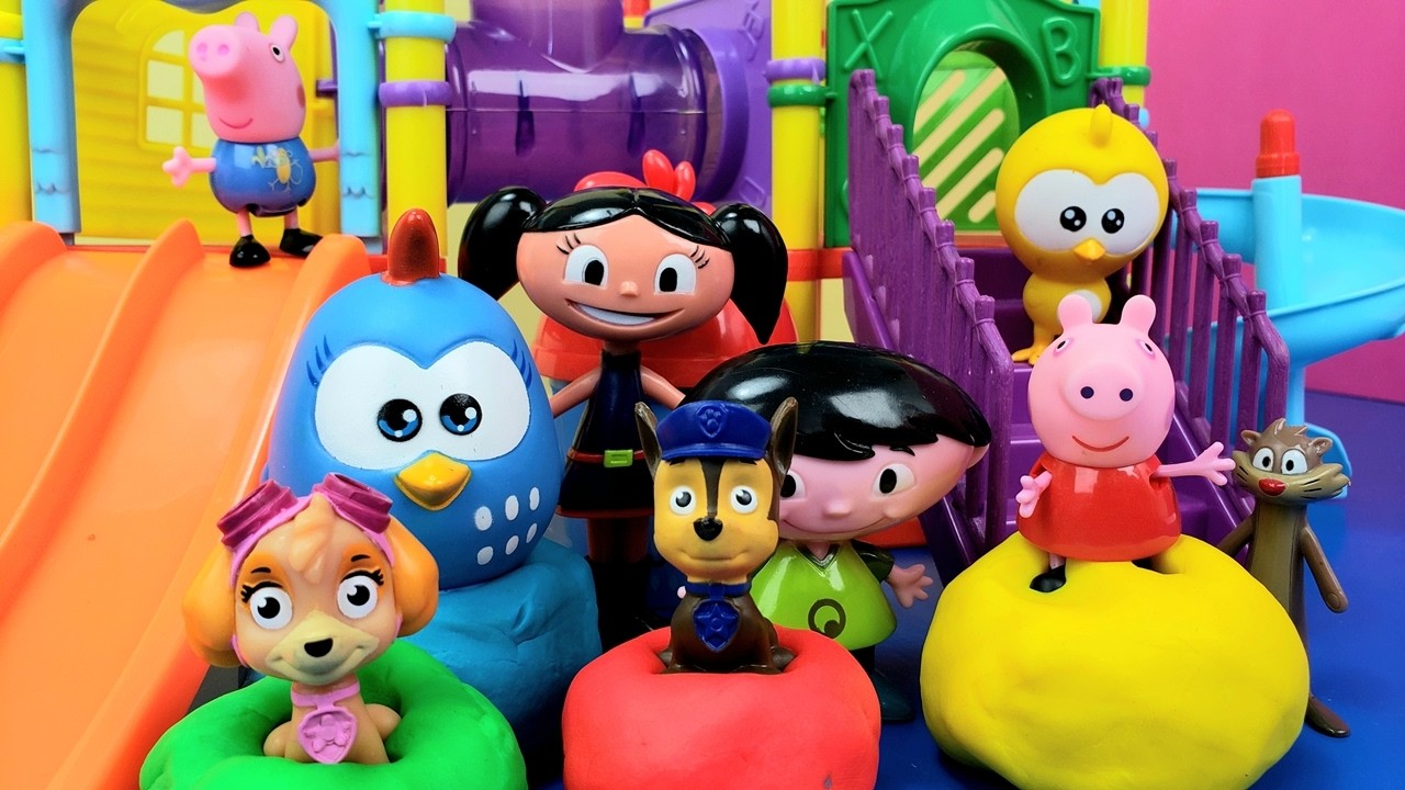 Tia Flá Procura Luna, Peppa Pig, Galinha Pintadinha e Patrulha Canina No Parquinho