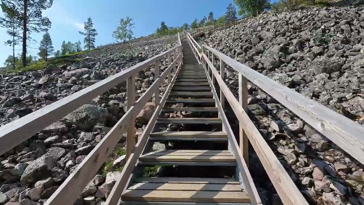 Pyhä-Luoston kansallispuisto Ukko-Luoston huiputus 28.6-2022 @KorpiTiimi