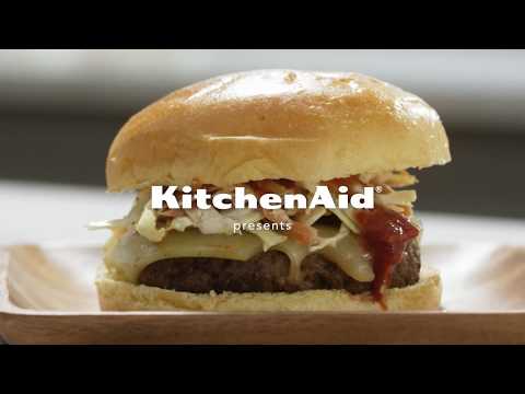 barbeque-burgers-with-the-kitchenaid®-metal-food-grinder-attachment