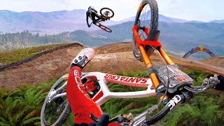 Wildest Mountain Bike Track in Australia | Red Bull Hardline Tasmania Resimi