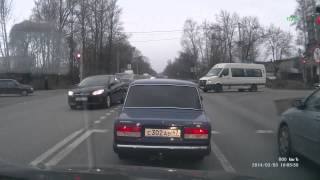 Видео Проезд перекрёстка Таллинское-Аннинское шоссе. ЦЫГАН СТАЙЛ от Транспортный КОЛЛАПС г. Красное Село, Аннинское шоссе, Санкт-Петербург, Россия
