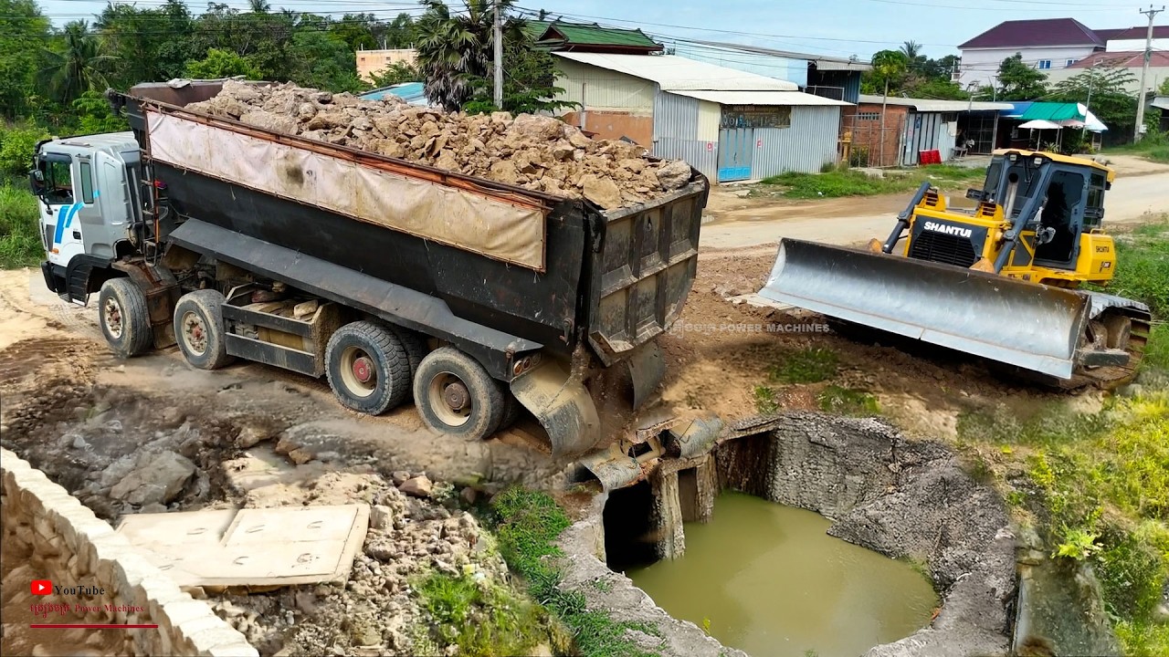 Wow God! Excited Start Mega Delete Full Landfill 4 Hectares ​Erase Process with c2Dozer and 25tTruck